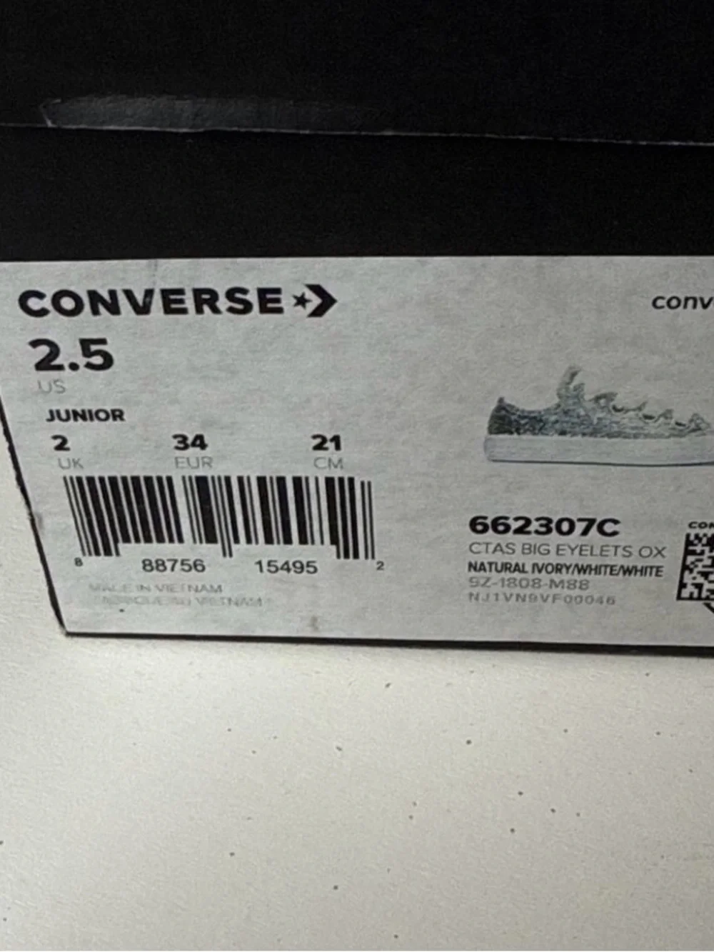 Converse Kids Low Top Sneakers in Gold Glitter 2.5